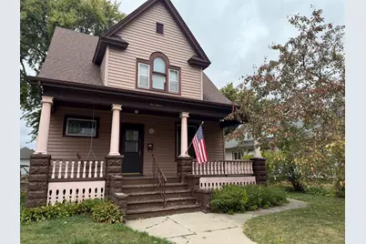 1015 13th Street, Rockford, IL 61104 - Photo 1