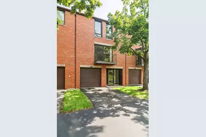 3841 Appian Way, Glenview, IL 60025 - Photo 1