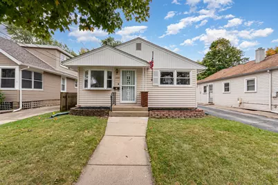 1305 Superior Street, Aurora, IL 60505 - Photo 1