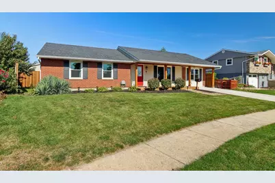 4 Larsen Circle, Romeoville, IL 60446 - Photo 1