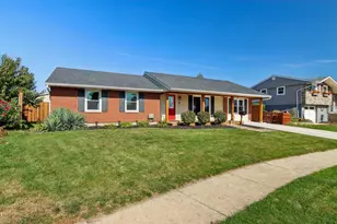 4 Larsen Cir, Romeoville, IL 60446 - Photo 1