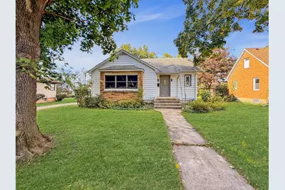 908 Bunker Street, Woodstock, IL 60098 - Photo 1