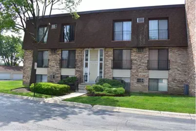 201 N Waters Edge Drive #101, Glendale Heights, IL 60139 - Photo 1