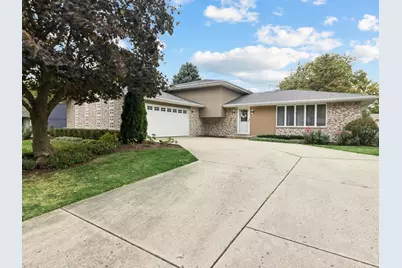 605 Edgebrook Drive, Shorewood, IL 60404 - Photo 1