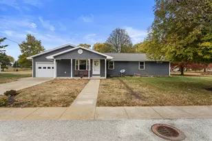 110 5th St, Riverdale, IL 61851 - Photo 1
