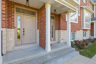 416 N Cass Ave, Westmont, IL 60559 - Photo 1