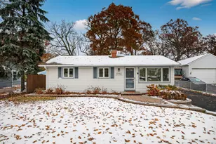 17954 W Big Oaks Rd, Grayslake, IL 60030 - Photo 1