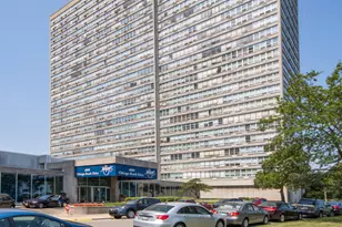 4800 S Chicago Beach Dr, Chicago, IL 60615 - Photo 1