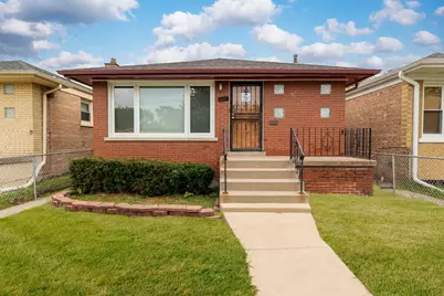 9747 S Harvard Avenue, Chicago, IL 60628 - Photo 1
