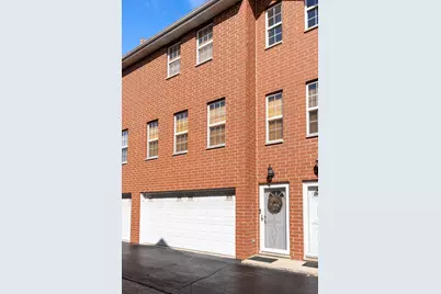 3785 W Columbus Avenue #4, Chicago, IL 60652 - Photo 1