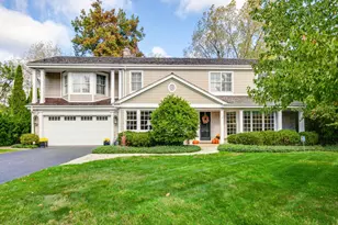 736 Morningside Dr, Lake Forest, IL 60045 - Photo 1