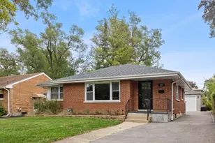 247 N Ardmore Ave, Villa Park, IL 60181 - Photo 1