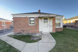 9535 Nerbonne Ave, Franklin Park, IL 60131 - Photo 1