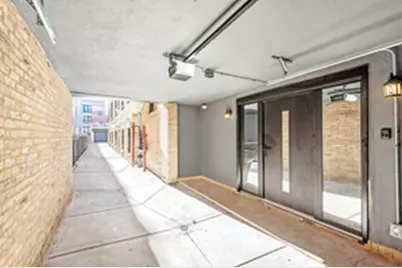1535 W Estes Avenue #2, Chicago, IL 60626 - Photo 35
