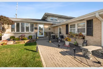 10317 Lacrosse Avenue, Oak Lawn, IL 60453 - Photo 1