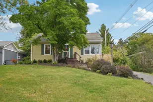 1024 Blanchard St, Downers Grove, IL 60516 - Photo 1