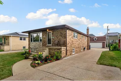 4613 Madison Avenue, Brookfield, IL 60513 - Photo 1