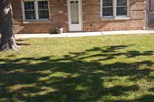 3041 Lincoln St, Franklin Park, IL 60131 - Photo 1