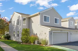 2263 Reflections Dr, Aurora, IL 60502 - Photo 1