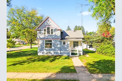 302 E Navaho Avenue, Shabbona, IL 60550 - Photo 1