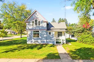 302 E Navaho Ave, Shabbona, IL 60550 - Photo 1