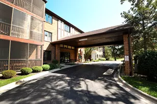 7800 W Foresthill Ln, Palos Heights, IL 60463 - Photo 1