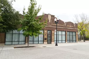 2014 W Belle Plaine Ave, Chicago, IL 60618 - Photo 1