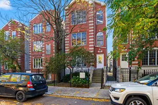 1447 W Walton St, Chicago, IL 60622 - Photo 1