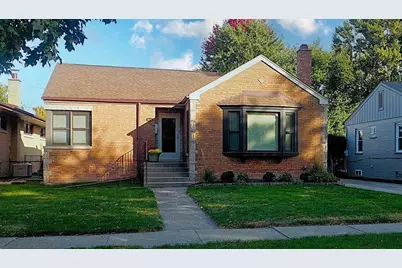 9835 St. Louis Avenue, Evergreen Park, IL 60805 - Photo 1