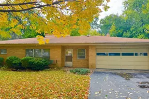 12422 S 70th Ct, Palos Heights, IL 60463 - Photo 1