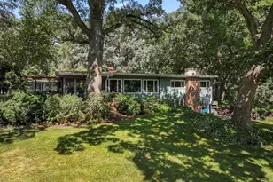 7N949 Stevens Rd, Saint Charles, IL 60175 - Photo 1