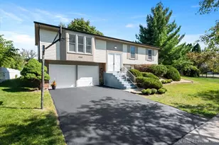 550 Piccadilly Ln, Bolingbrook, IL 60440 - Photo 1