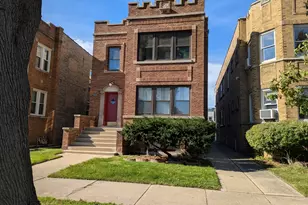 6734 N Campbell Ave, Chicago, IL 60645 - Photo 1