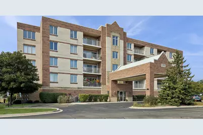 175 W Brush Hill Drive #404, Elmhurst, IL 60126 - Photo 1