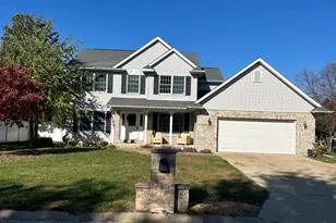 1713 W Bob O Link Dr, Pontiac, IL 61764 - Photo 1