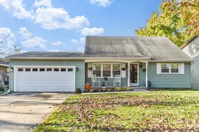 520 N Lyle Avenue, Elgin, IL 60123 - Photo 1