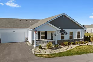 1071 Williamsburg St, Pingree Grove, IL 60140 - Photo 1