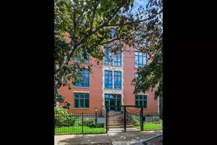 463 N Green St, Chicago, IL 60642 - Photo 1