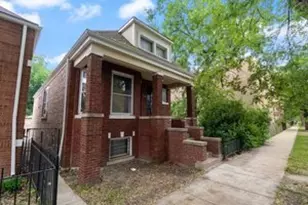 612 N St Louis Ave, Chicago, IL 60624 - Photo 1