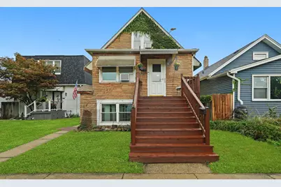 4922 W Argyle Street, Chicago, IL 60630 - Photo 1