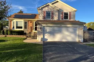 1094 Shady Tree Ln, Wheeling, IL 60090 - Photo 1