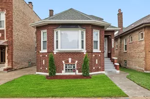 8743 S Kingston Ave, Chicago, IL 60617 - Photo 1