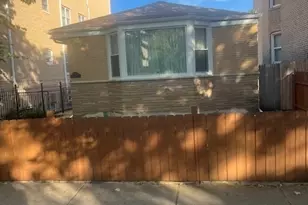 6539 N Sacramento Ave, Chicago, IL 60645 - Photo 1