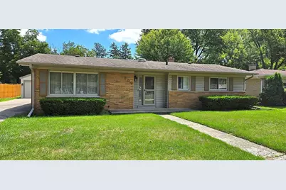 209 Gladys Avenue, Fox River Grove, IL 60021 - Photo 1