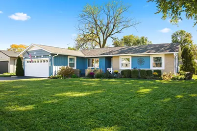 101 Clearmont Drive, Elk Grove Village, IL 60007 - Photo 1