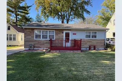 1113 N 13th Street, Dekalb, IL 60115 - Photo 1