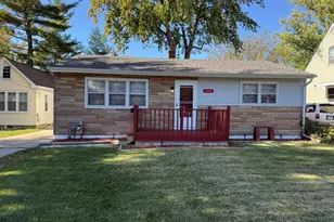 1113 N 13th St, Dekalb, IL 60115 - Photo 1