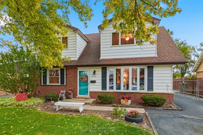 13125 E Playfield Drive, Crestwood, IL 60418 - Photo 1