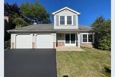 651 White Court, Gurnee, IL 60031 - Photo 1