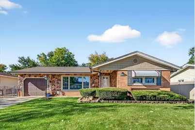 1052 Maple Lane, Elk Grove Village, IL 60007 - Photo 1